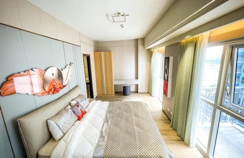 Tambo Wohnung | Luxurious 3BR in Manila Bay across Okada II 12pax