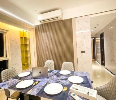 Tambo Wohnung | Luxurious 3BR in Manila Bay across Okada II 12pax