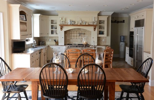 West Barnstable Haus | Unglaubliche 4 Hektar großen Pool Haus, beleuchteten Tennisplatz, zahlreiche Annehmlichkeiten!