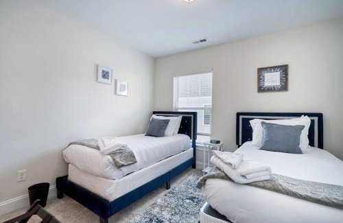 Buckroe Beach Haus | Luxurious Alberta Beach House w/Historical Detail