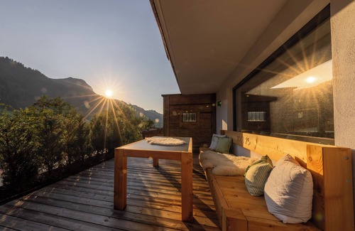 Kitzbuehel Wohnung | Luxurious Alpine retreat with sun terrace