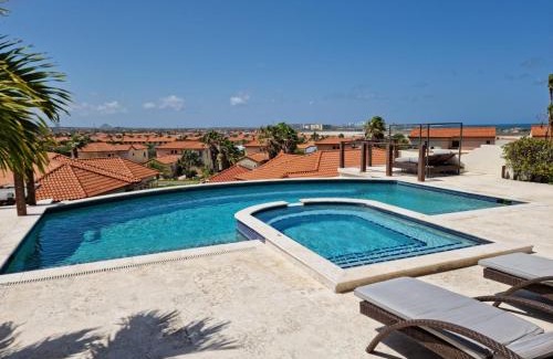 Noord Haus | luxurious house with private pool in tierra del sol Resort&Golf