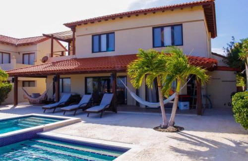 Noord Haus | luxurious house with private pool in tierra del sol Resort&Golf