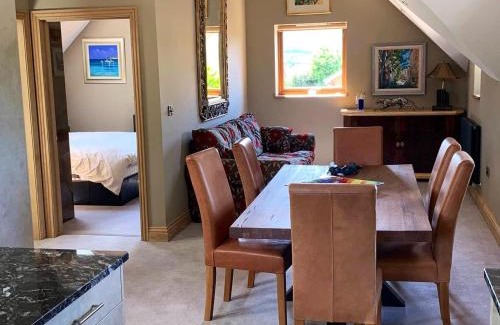 Nailsea Haus | Luxurious private coach house