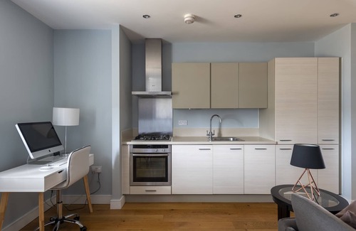 Braintree Wohnung | Luxurious Private One Bedroom Apartment