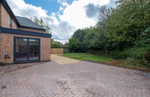 Lutterworth Wohnung | Luxurious Relaxing 5 Bed House for great comfort