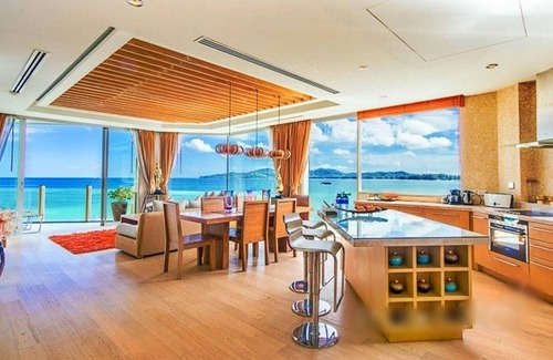 Cherngtalay Wohnung | Luxurious Beachfront Penthouse, Spektakuläre Ausblicke / Design, 2 Schlafzimmer / 2Bäder