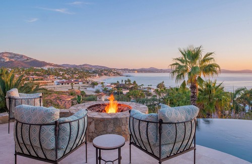 Palmilla Villa | Luxurious Seclusion at Palmilla Chef & Butler Services, Swimmable Beach