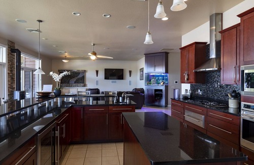 Mauston Eigentumswohnung | Das luxuriöse StaySpa Resort am Castle Rock Lake - Whirlpools, Steam Suite und Wifi