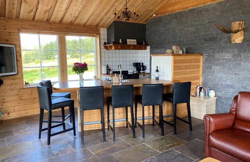 Borjesjo Haus | Luxuriöse Hütte an einem See mit Sauna, kostenlosem WLAN und atemberaubender Aussicht