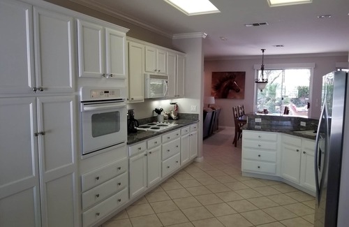 Desert Palms Haus | Luxurious Sun City Living - 30 night minimum