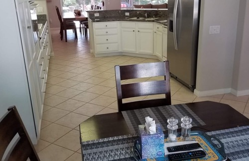 Desert Palms Haus | Luxurious Sun City Living - 30 night minimum