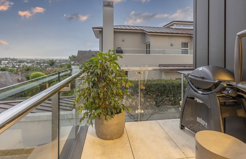 Remuera Wohnung | Luxurious Two Bedroom Apartment in Stylish Remuera
