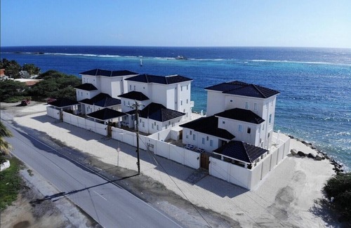Savaneta Haus | Luxuriöse Villa Fillipe 1 Brandneu! Meerblick: Geräumiger, privater Pool und Klimaanlage