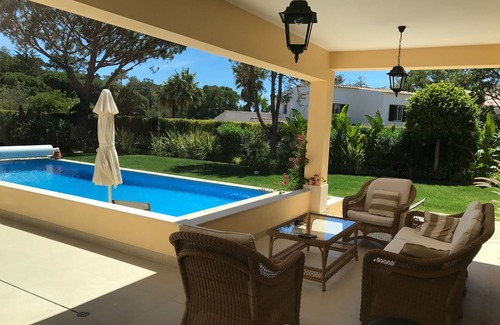 Vale do Lobo Villa | Große luxuriöse Villa mit atemberaubenden Gärten im Herzen von Vale Do Lobo Resort