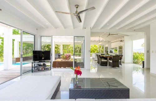 Tamarindo Villa | Luxurious villa with panoramic views and breathtaking private infinity pool !!!