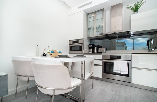Seven Mile Beach Wohnung | Luxury 1 bed apartment near Seven Mile Beach at The Grove