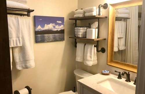 Bigfork Wohnung | Luxury 1 BR in the heart of Bigfork