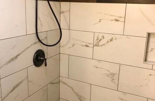 Bigfork Wohnung | Luxury 1 BR in the heart of Bigfork