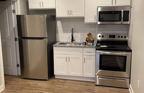 Point Breeze Wohnung | Luxury 1br 1ba APT 10mins to Airport + Wells Fargo + Lincoln Financial Field