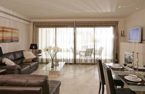 New Golden Mile Resort | 2-Bett, Luxus auf Los Flamingos Golf, in der Nähe von Marbella
