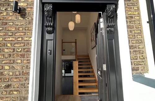 Ballsbridge Haus | Luxury 3-4-Bed Home Near Aviva, D4