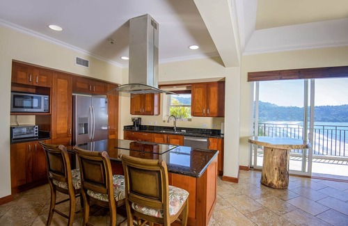 Cerro Plano Eigentumswohnung | Luxury 3 Bedroom/3.5 Bath Condo overlooking Jaco Beach.