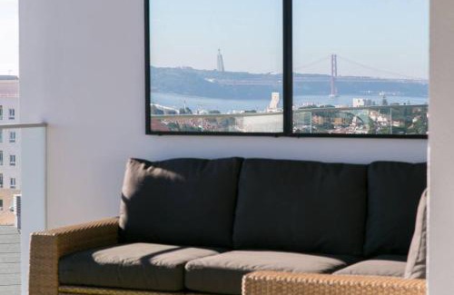 Alges Wohnung | Luxury 4 bedr Flat w/PANORAMIC Views & Pool!