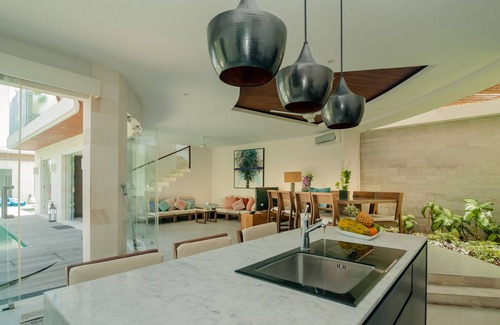 Seminyak Villa | Luxury 4 bedroom Pool Villa in Seminyak
