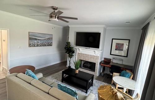 Cordova Haus | Luxury 6 BR Home near Memphis Airport with Upscale Amenities.