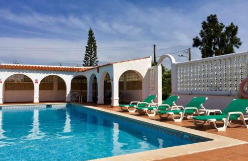 Vale de Centianes Villa | Luxury Algarve Villa 4 Bedrooms Casa Do Luar Mágico Sea Views & Perfect For Families Carvoeiro