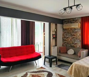 Alsancak Wohnung | Luxury and Comfort in Central Alsancak Perfect for Groups or Families