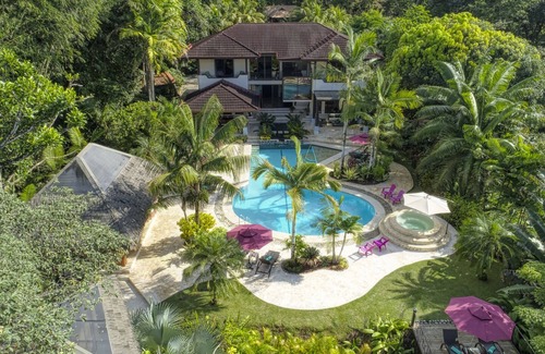 Ballena Villa | Luxus und Komfort in Ihrem eigenen tropischen Resort