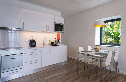Arco da Calheta Wohnung | Luxus-Apartment-Ensuite mit Bad-Meerblick-Villa Palmeira