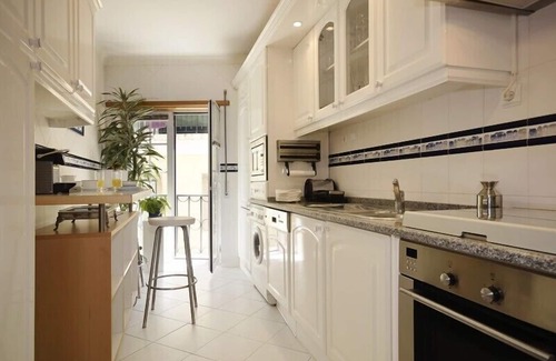Sacramento Wohnung | Luxury apartment in Chiado, the most vibrant Lisbon neighbourhood - Free parking