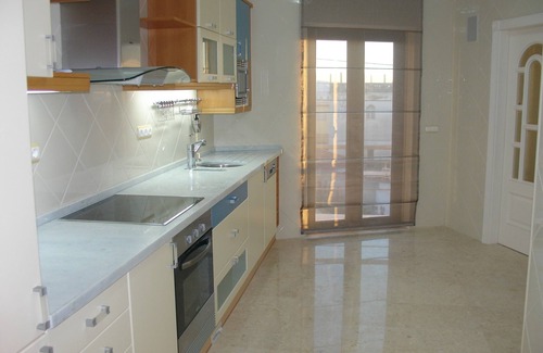 Ericeira Wohnung | Luxus-Wohnung in Ericeira w / Meerblick, Pool und 5 Minuten zu Fuß zum Strand