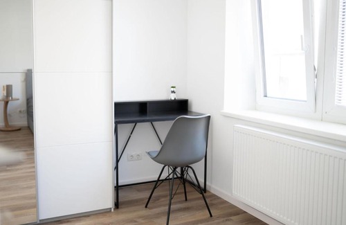 Oberdobling Wohnung | Luxury Apt Overlooking Danube Canal Vienna, Austria for Families - All Supplies Included