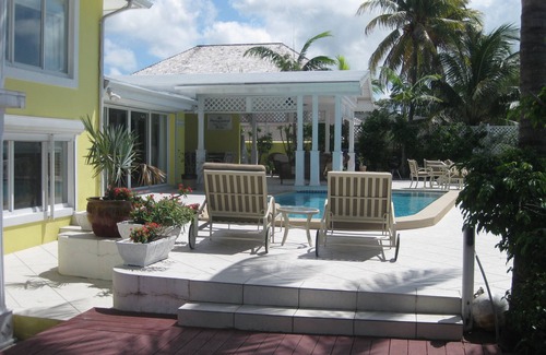 Nassau Haus | Beachfront Private House-ausgezeichnete Lage! Gehen Sie zum herrlichen Baha Mar.