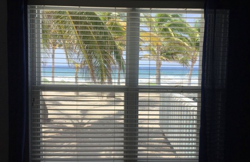 West End Haus | Luxuriöses Strandhaus am schönsten Strand von Cayman Brac! Urlaub auf deine Art!