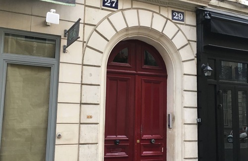 8th Arrondissement Wohnung | Luxus, Ruhe und Eleganz im Herzen der Champs-Elysées mit einer Flasche Champagner bei der Ankunft!