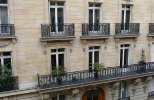 8th Arrondissement Wohnung | Luxus, Ruhe und Eleganz im Herzen der Champs-Elysées mit einer Flasche Champagner bei der Ankunft!