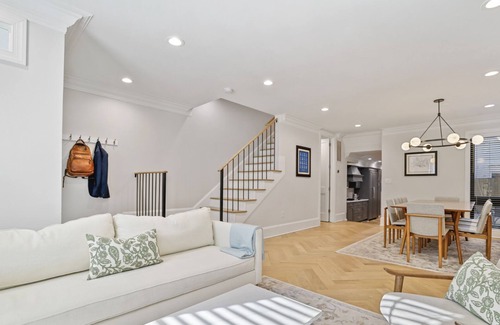 Capitol Hill Haus | Luxury Capitol Hill Home steps from US Capitol. 4BR 4.5 Bath Patio and Deck