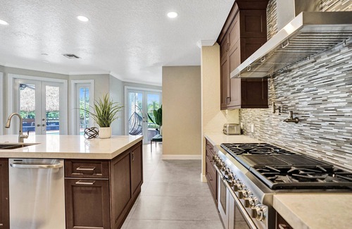 Plantation Haus | Luxury Casa Mila 7BR with Private Heated POOL