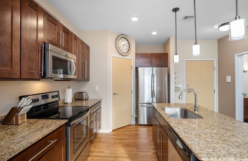 Grand Forks Wohnung | Luxury Centrally Located Apartment