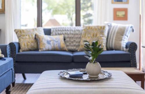 Parma Heights Haus | Luxury Cleveland Home with Fitness Equipment and Yard