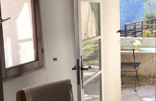 L'Escarene Haus | Luxus in der Nähe der Côte d'Azur: Haus mitten in der Natur mit Pool