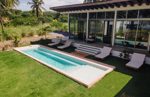 Playa Coyote Haus | Luxury Coastal Retreat – Modern Architecture, Family Comfort & Ocean Views