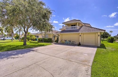 Cocoa Isles Country Club Haus | Luxury Cocoa Beach Getaway with Private Pool!