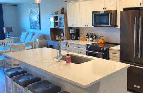 Saint Joseph Eigentumswohnung | Luxury Condo on River/Golf Course with all the amenities. 10 min walk to beach