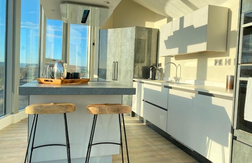Grange Moor Haus | Luxury Converted Water Tower In Yorkshire